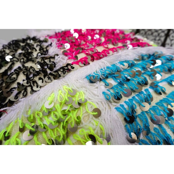 Handmade Moroccan Handira Pouf: Berber Wedding Blanket Ottoman 03YL0464 - Picture 5 of 6